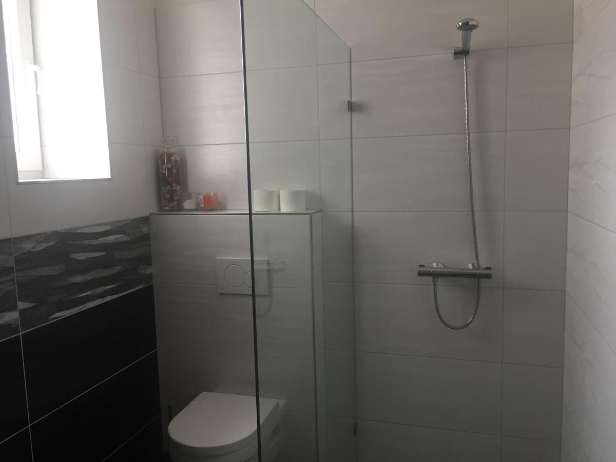 Apartman Za Radnici Valtice Zewnętrze zdjęcie