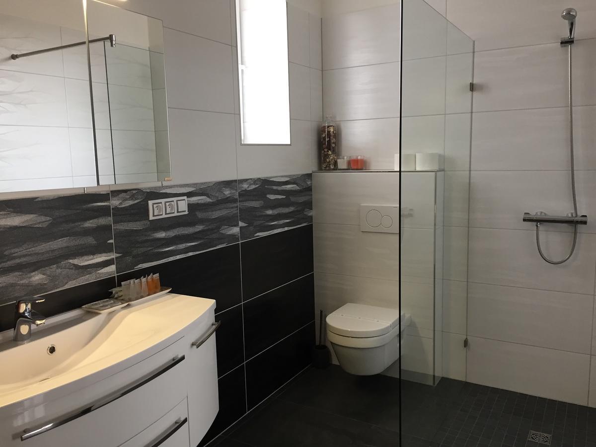 Apartman Za Radnici Valtice Zewnętrze zdjęcie